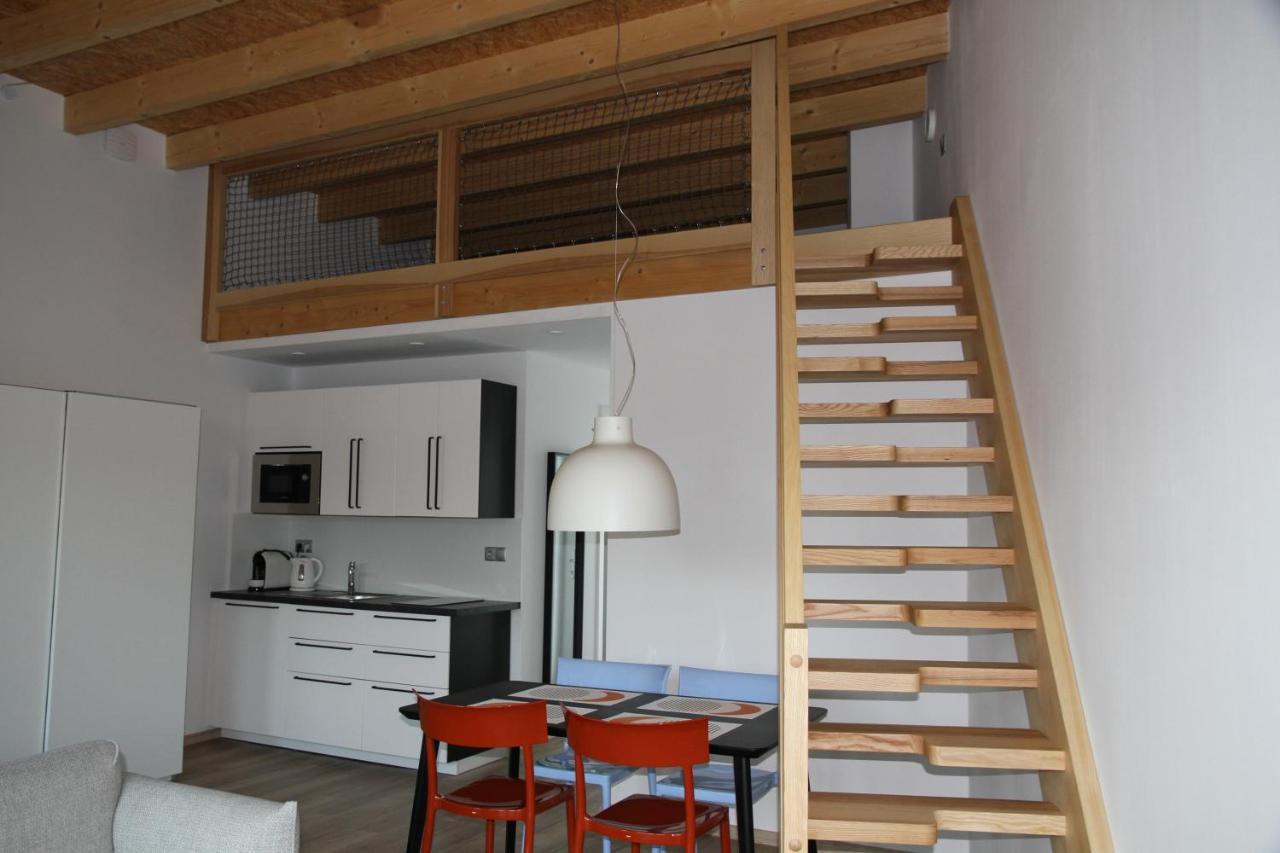 Apartmany Hluboka Nad Vltavou S Vyhledem Na Zamek Екстер'єр фото